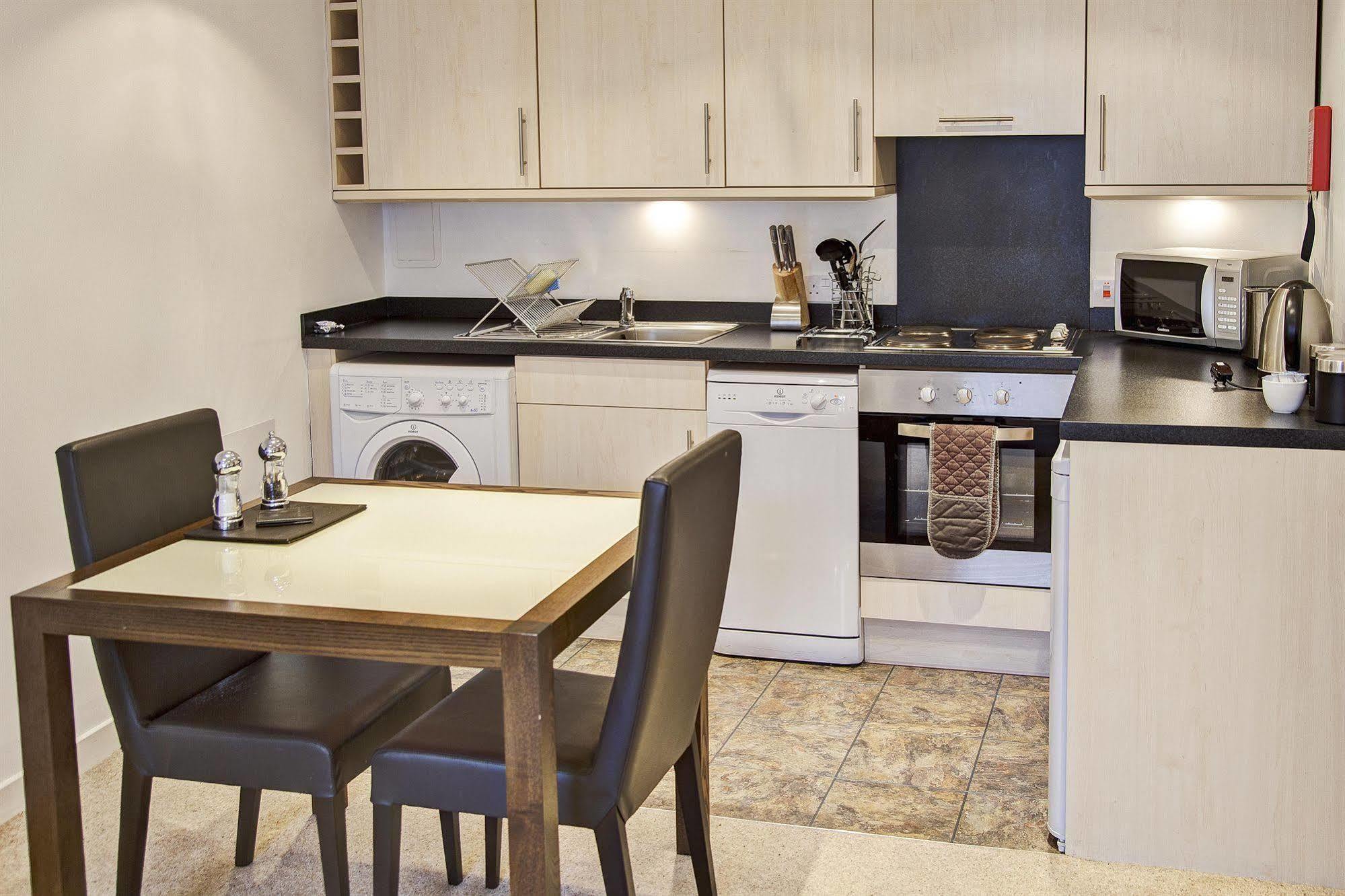 Fountain Court Apartments - Grove Executive Единбург Екстер'єр фото